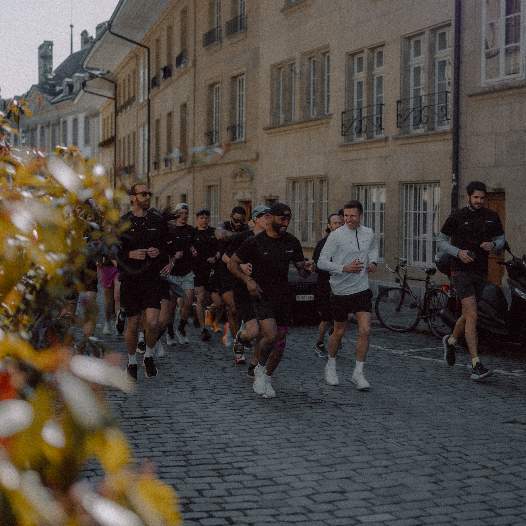 ACTIVEWEAR ATHLETES CLUB T-SHIRT